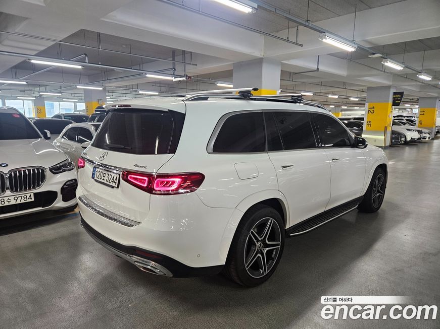 Mercedes-Benz GLS-Class 2022