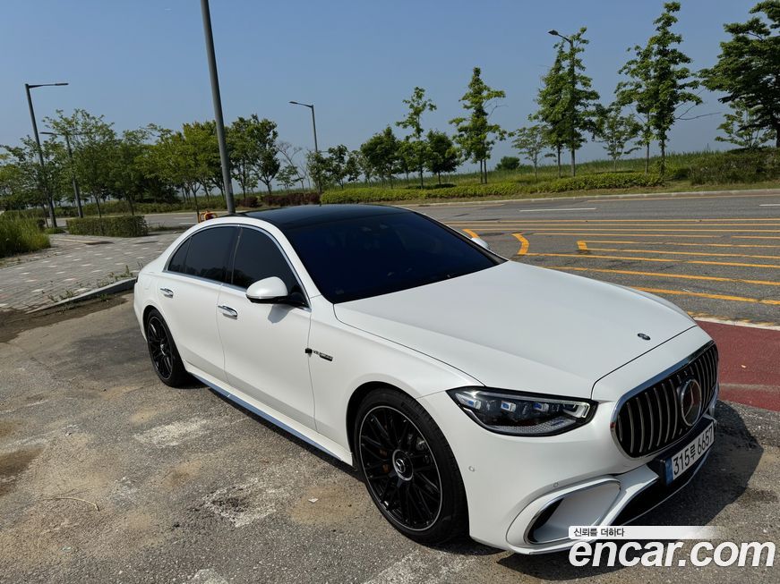 Mercedes-Benz S-Class 2024