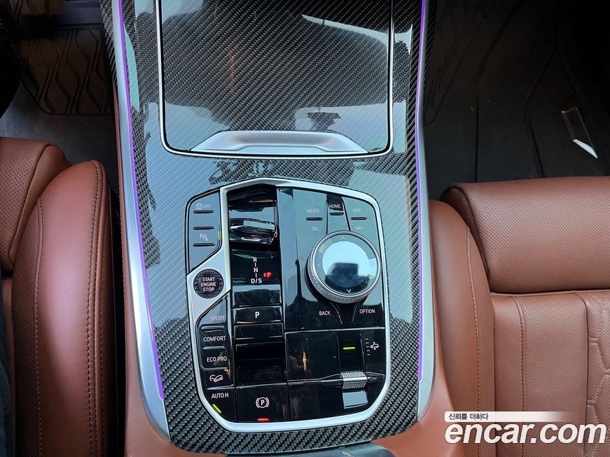 BMW X7 2025