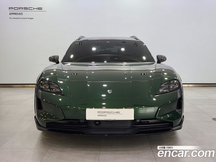 Porsche Taycan 2025