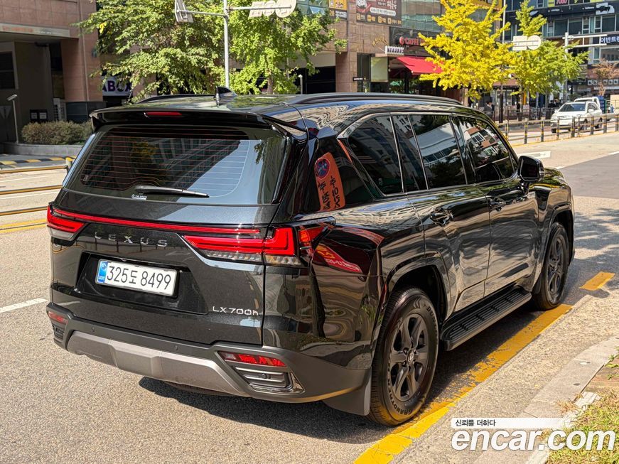 Lexus LX 2025