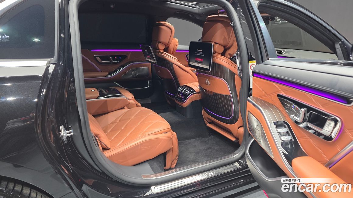 Mercedes-Benz S-Class 2023