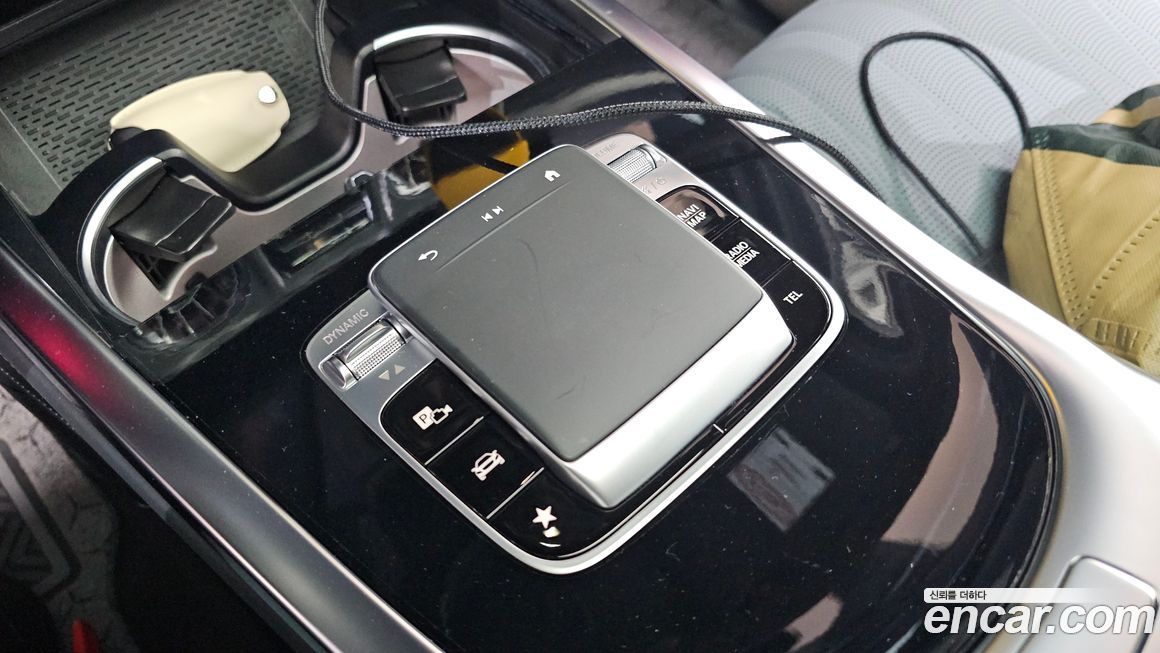 Mercedes-Benz G-Class 2025