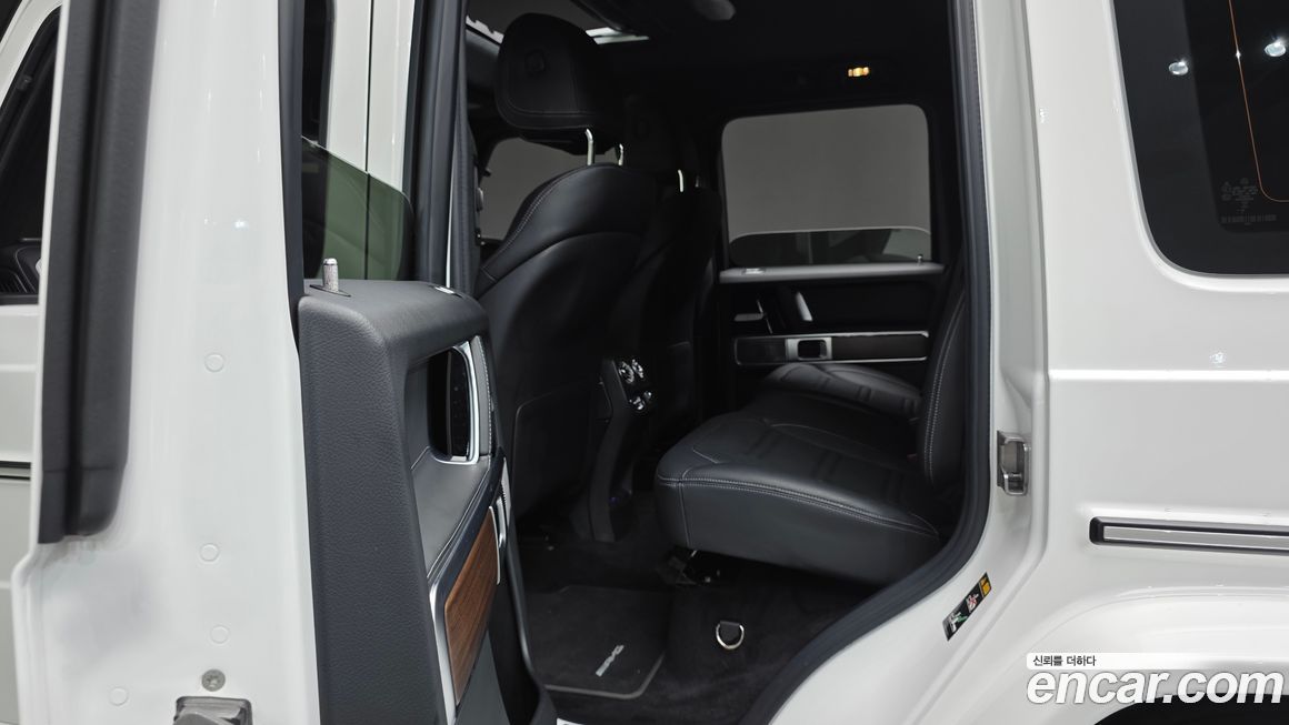 Mercedes-Benz G-Class 2025