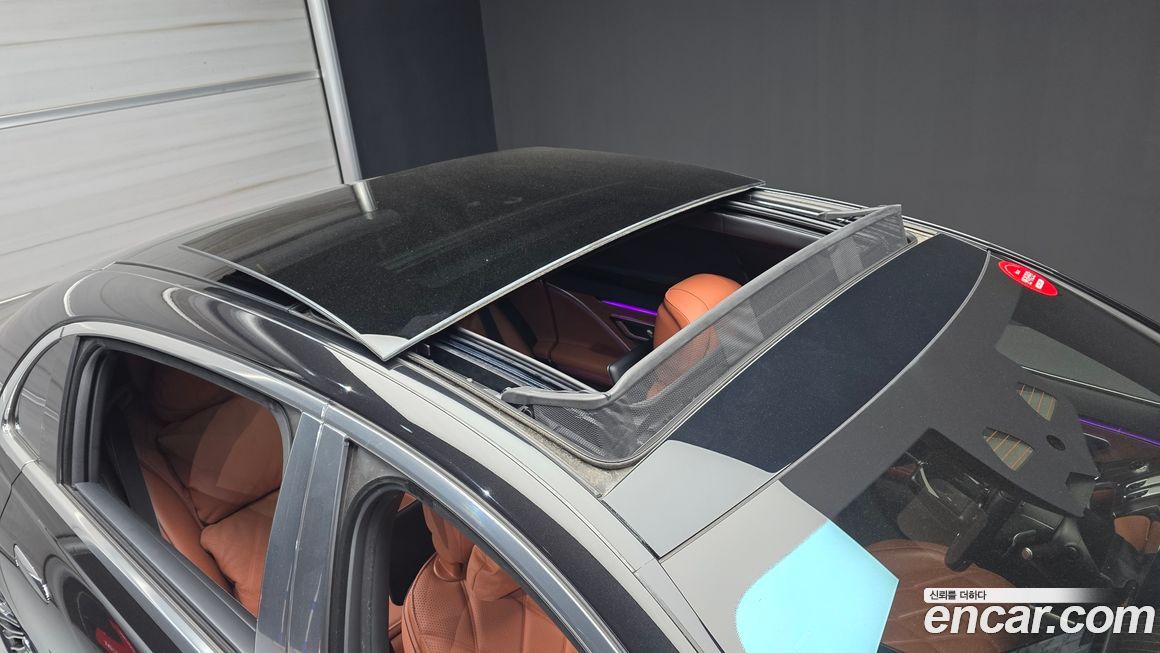 Mercedes-Benz S-Class 2023