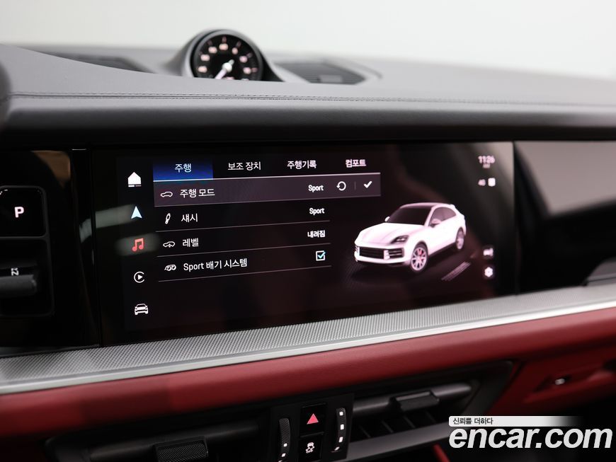 Porsche Cayenne 2025