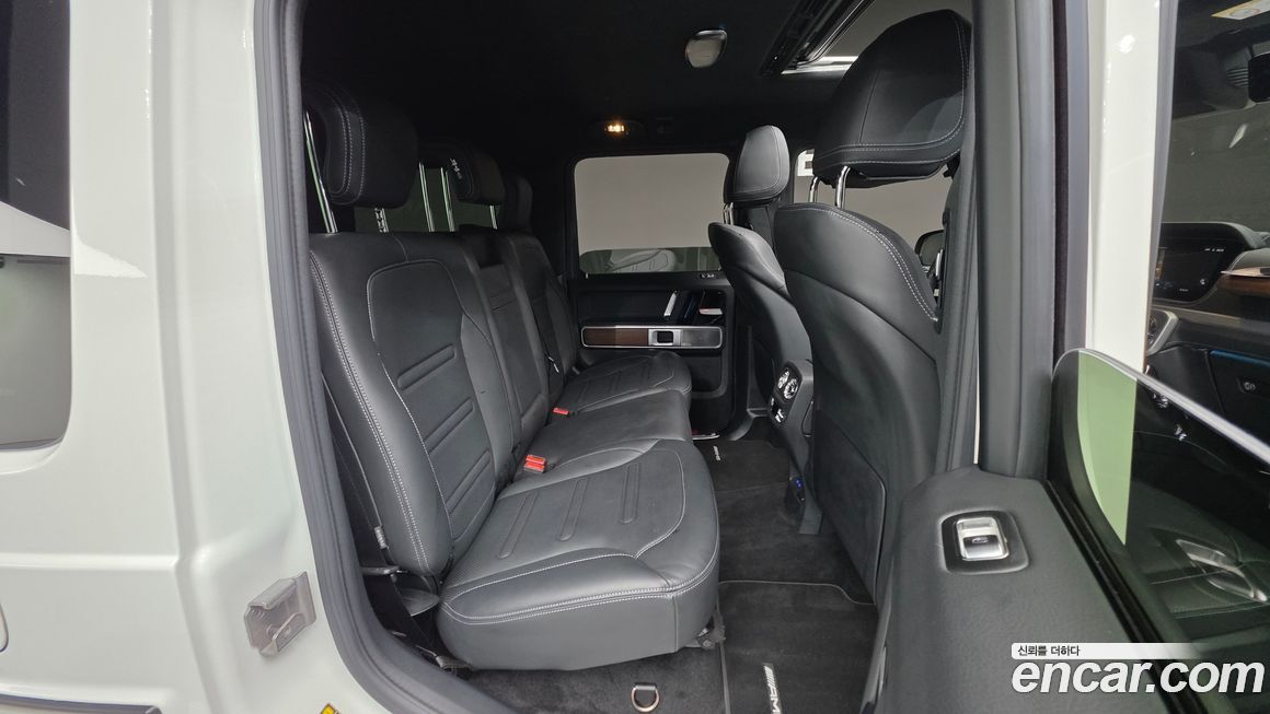 Mercedes-Benz G-Class 2025