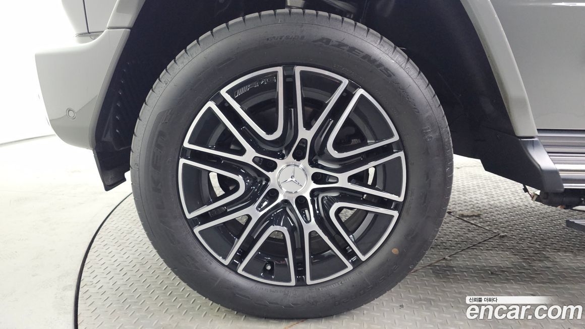 Mercedes-Benz G-Class 2025