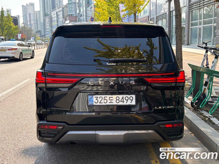 Lexus LX 2025
