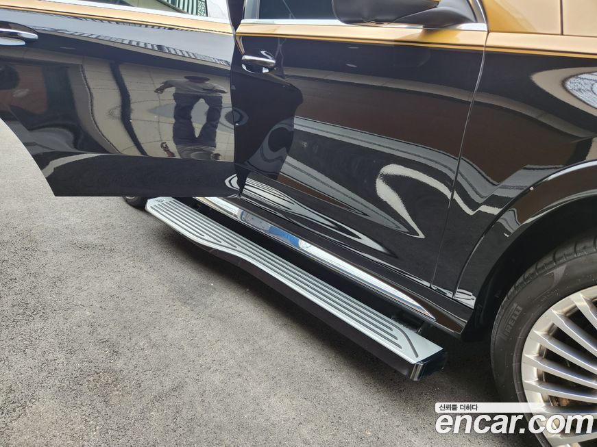 Mercedes-Benz GLS-Class 2021