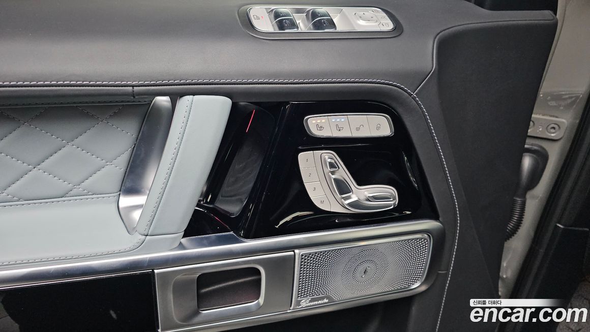 Mercedes-Benz G-Class 2025