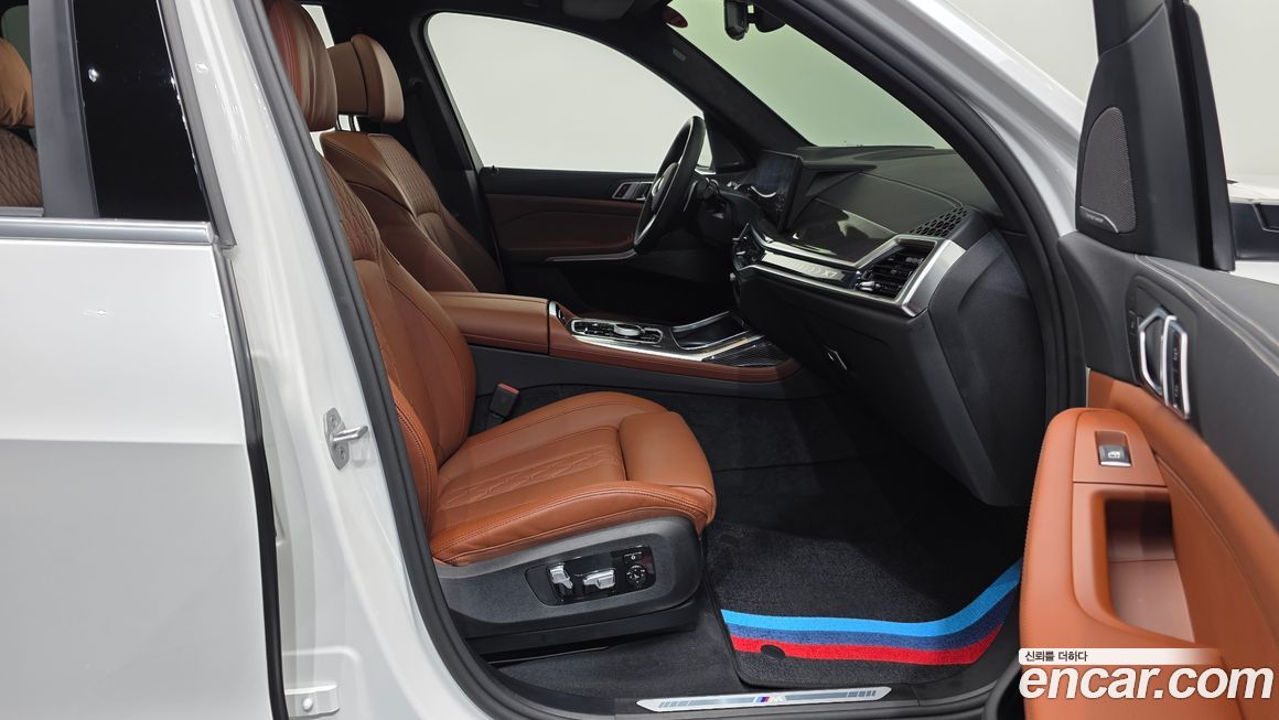 BMW X7 2025