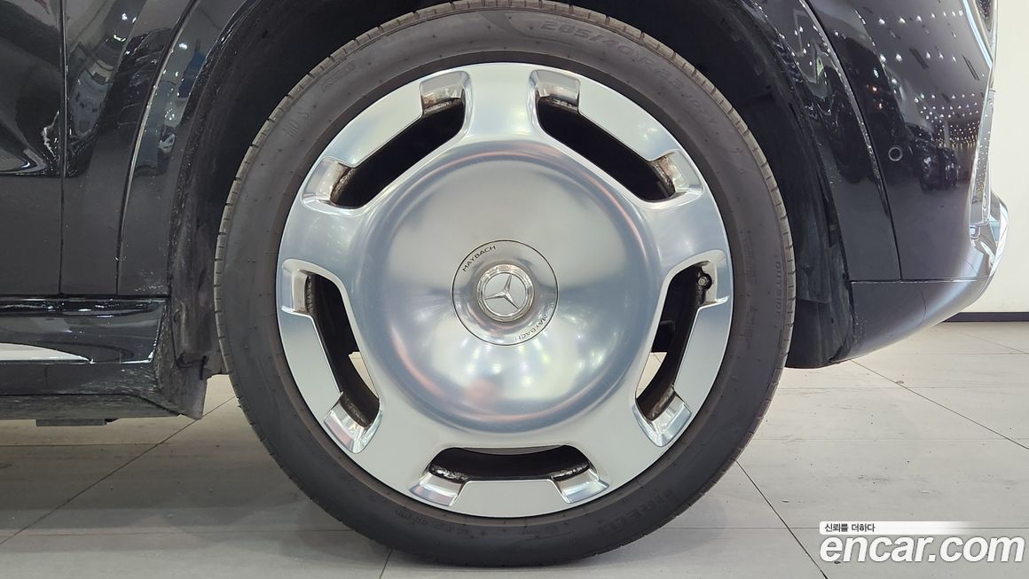 Mercedes-Benz GLS-Class 2024