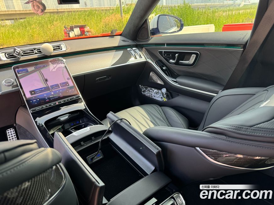 Mercedes-Benz S-Class 2024