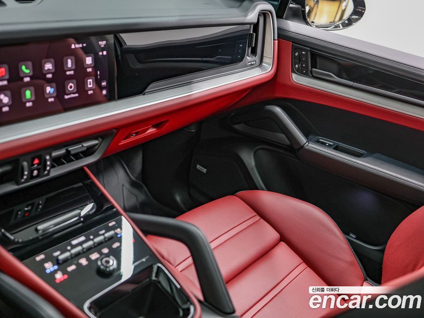 Porsche Cayenne 2025