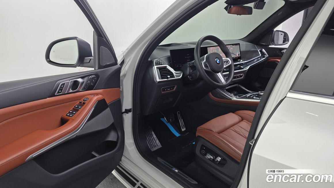 BMW X7 2025