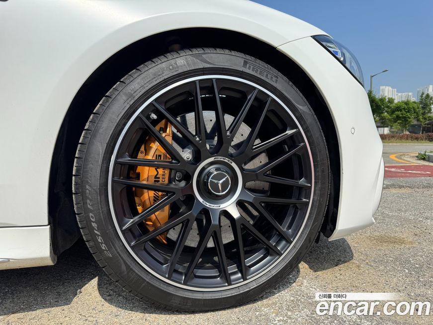 Mercedes-Benz S-Class 2024