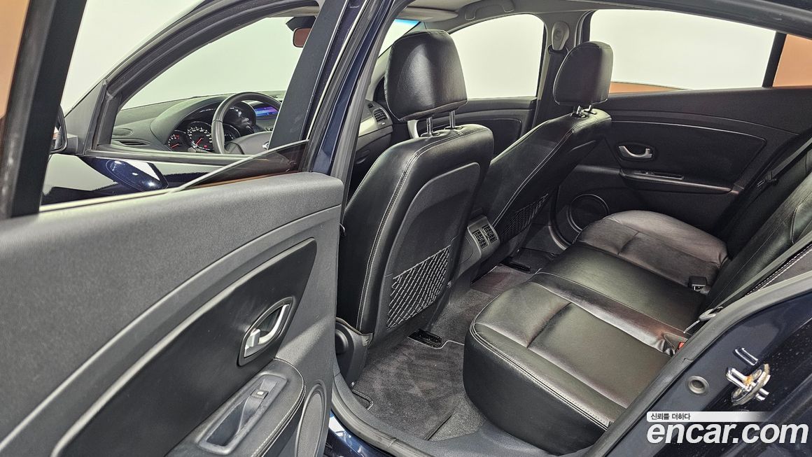 Renault-KoreaSamsung SM3 2010