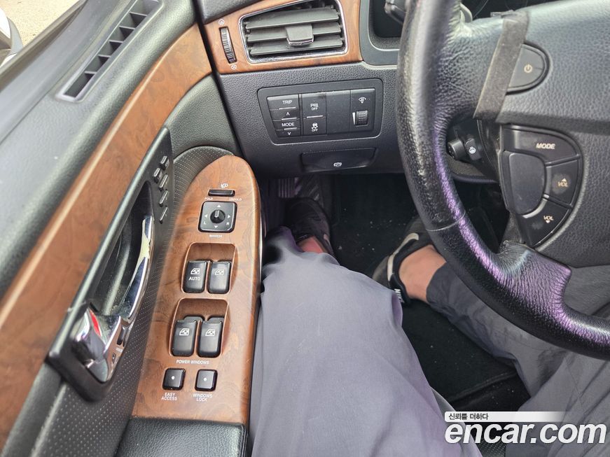 KG_Mobility_Ssangyong Chairman 2013