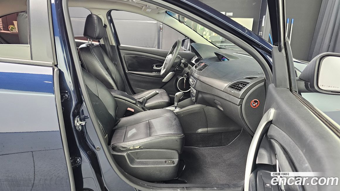 Renault-KoreaSamsung SM3 2010