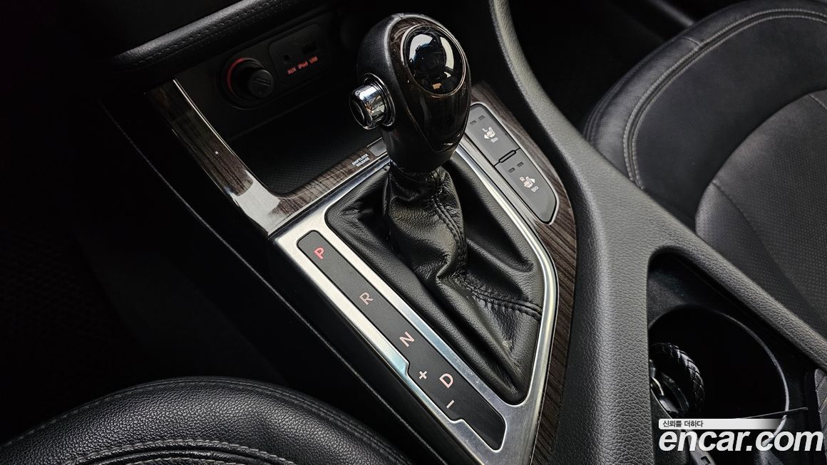 Kia K5 2011