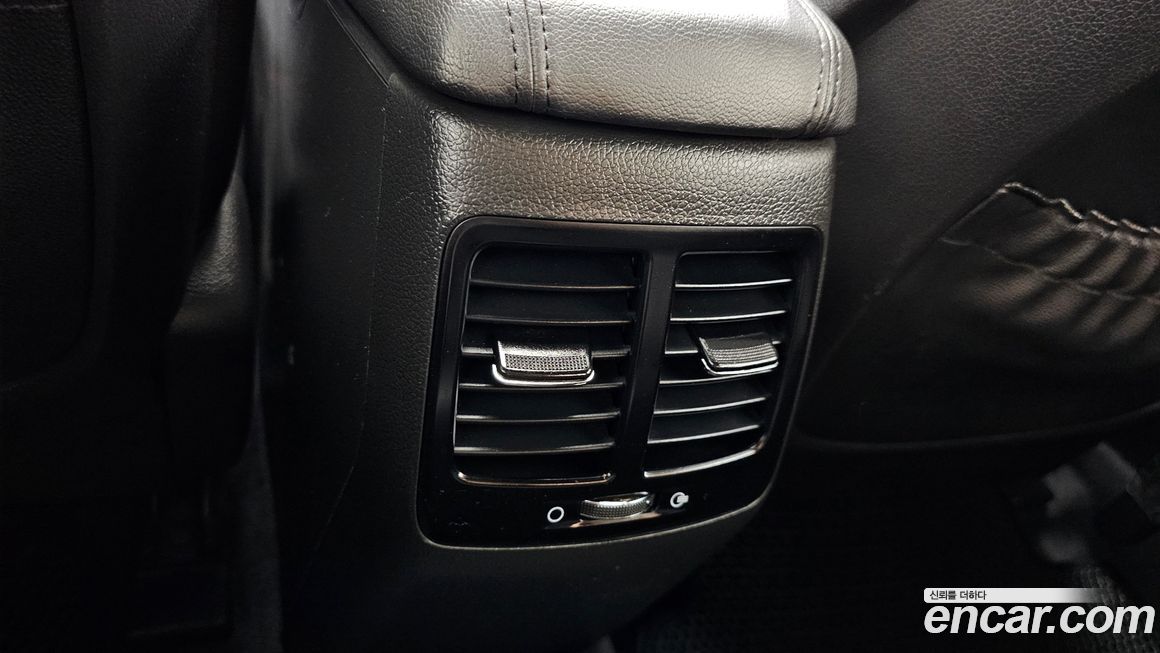 Kia K5 2011