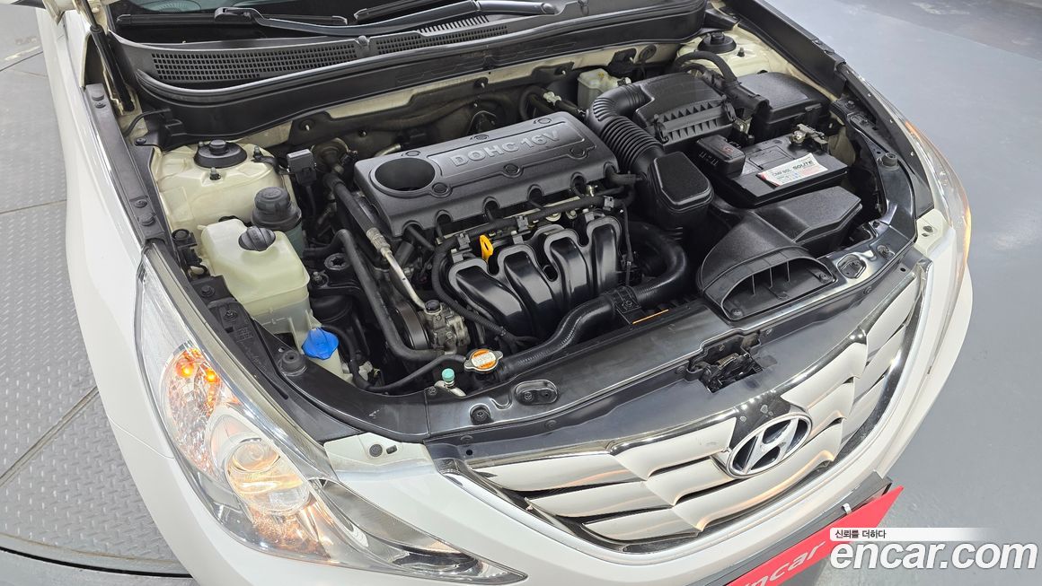 Hyundai Sonata 2010