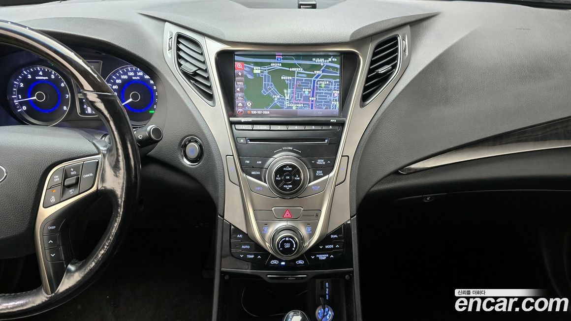 Hyundai Grandeur 2012