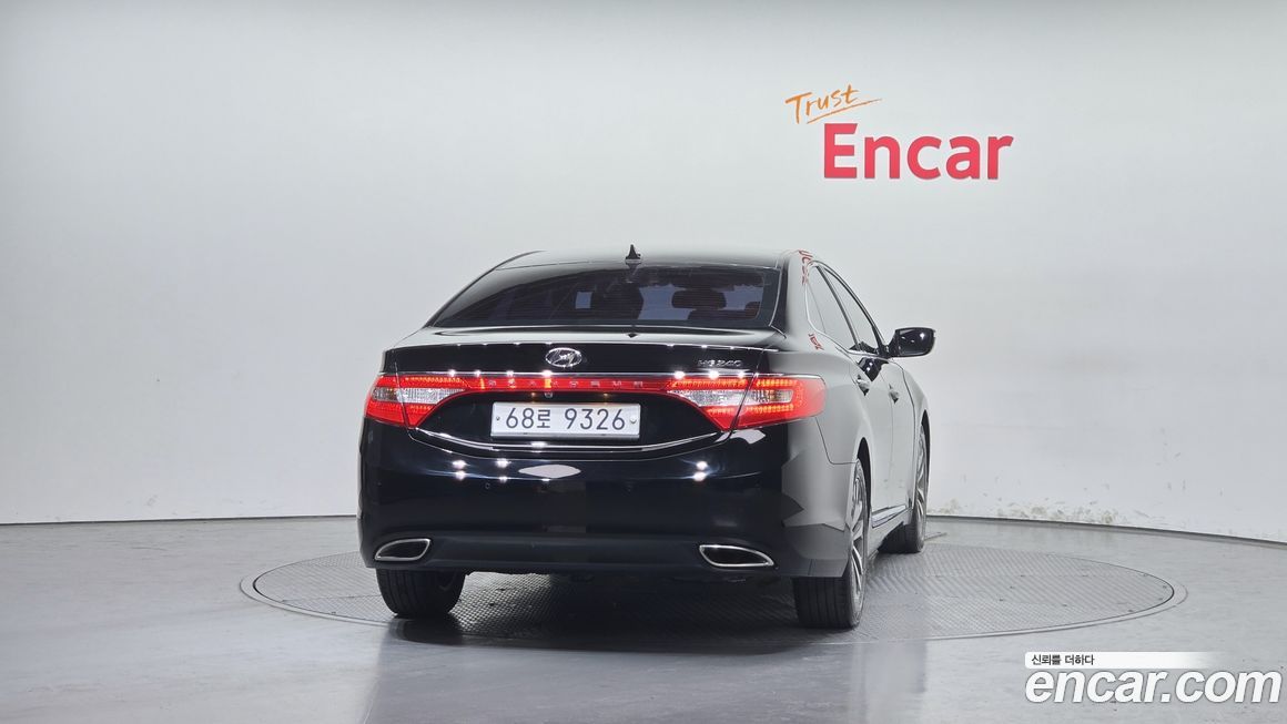 Hyundai Grandeur 2012