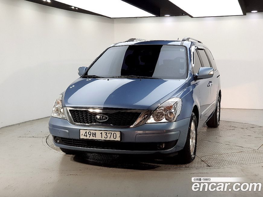 Kia Canival 2012