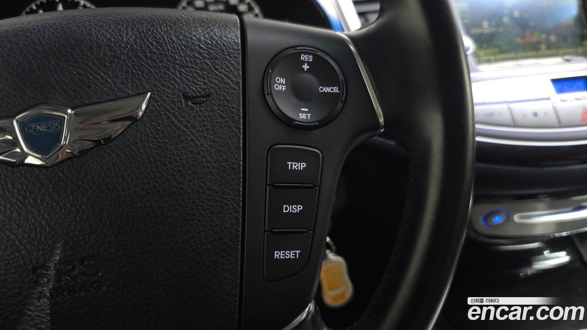 Hyundai Genesis 2012