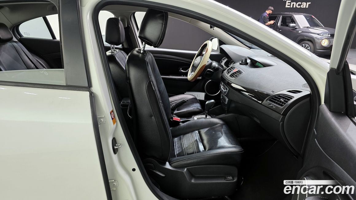 Renault-KoreaSamsung SM3 2014