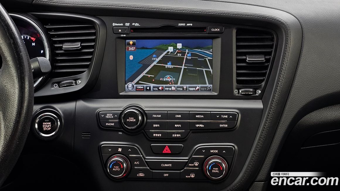 Kia K5 2011
