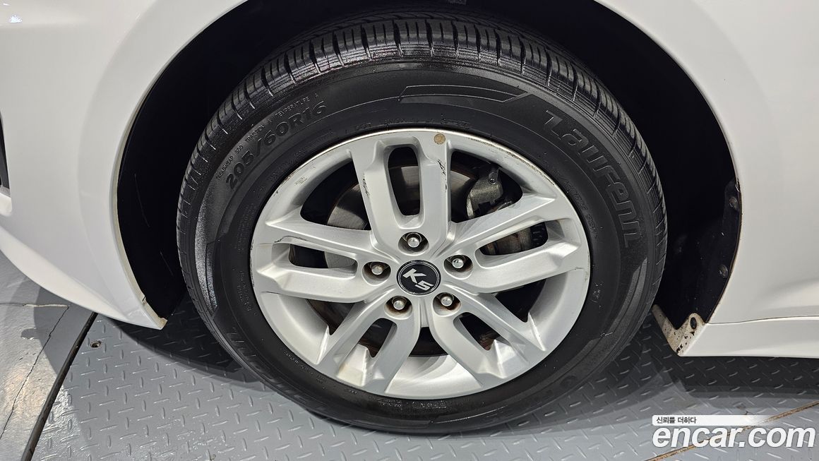 Kia K5 2011