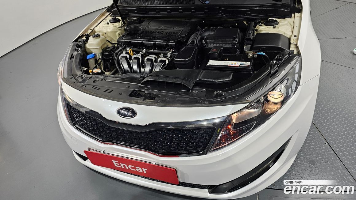 Kia K5 2011