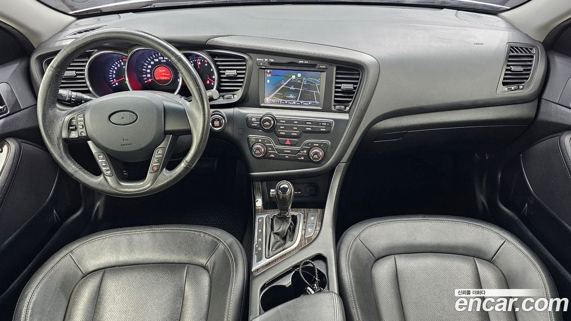 Kia K5 2011