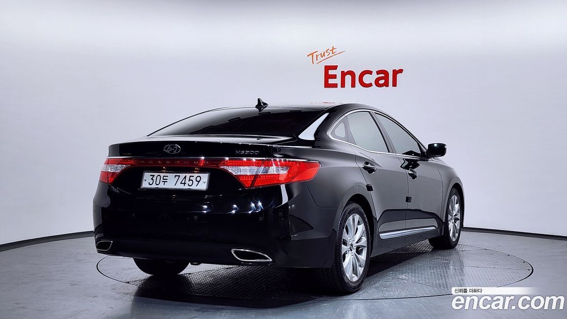 Hyundai Grandeur 2012