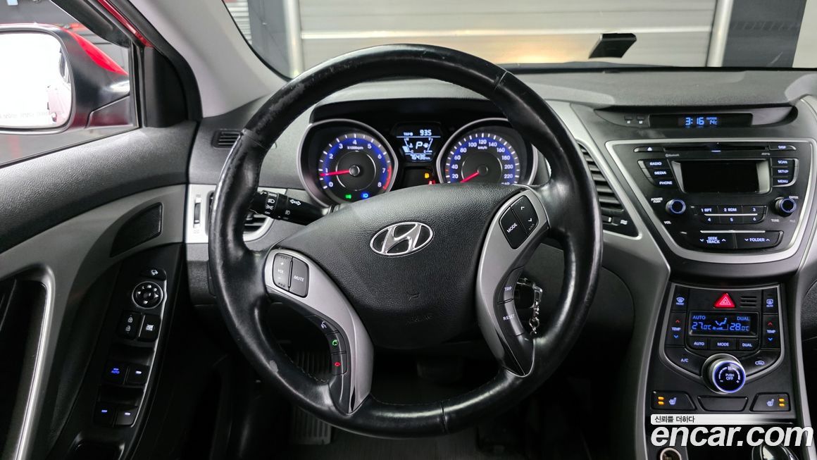 Hyundai AVANTE 2015