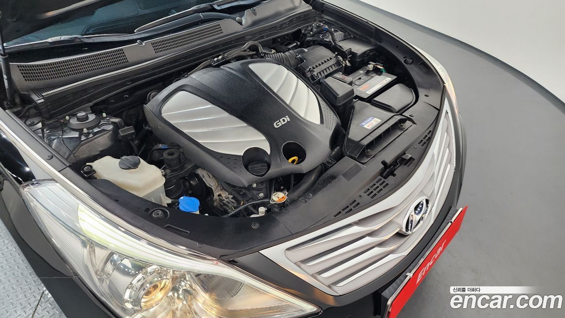 Hyundai Grandeur 2012