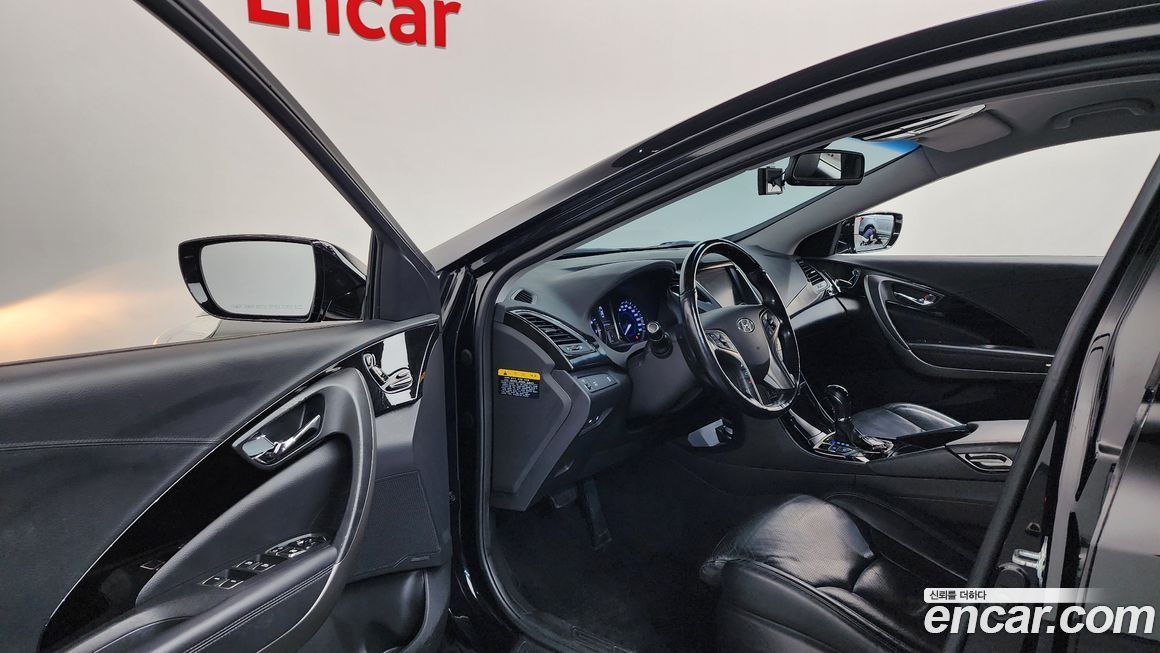 Hyundai Grandeur 2012