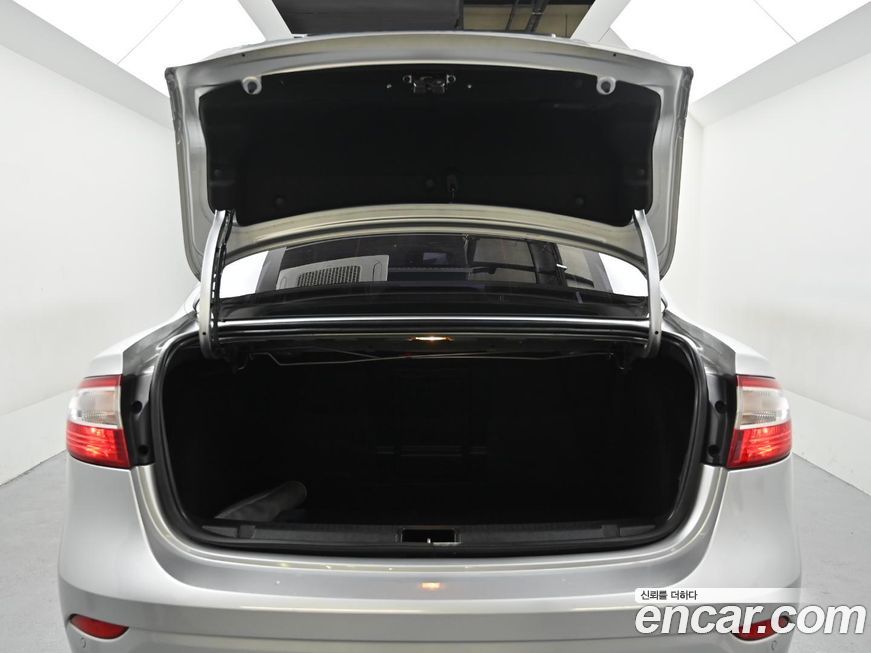 Renault-KoreaSamsung SM3 2016