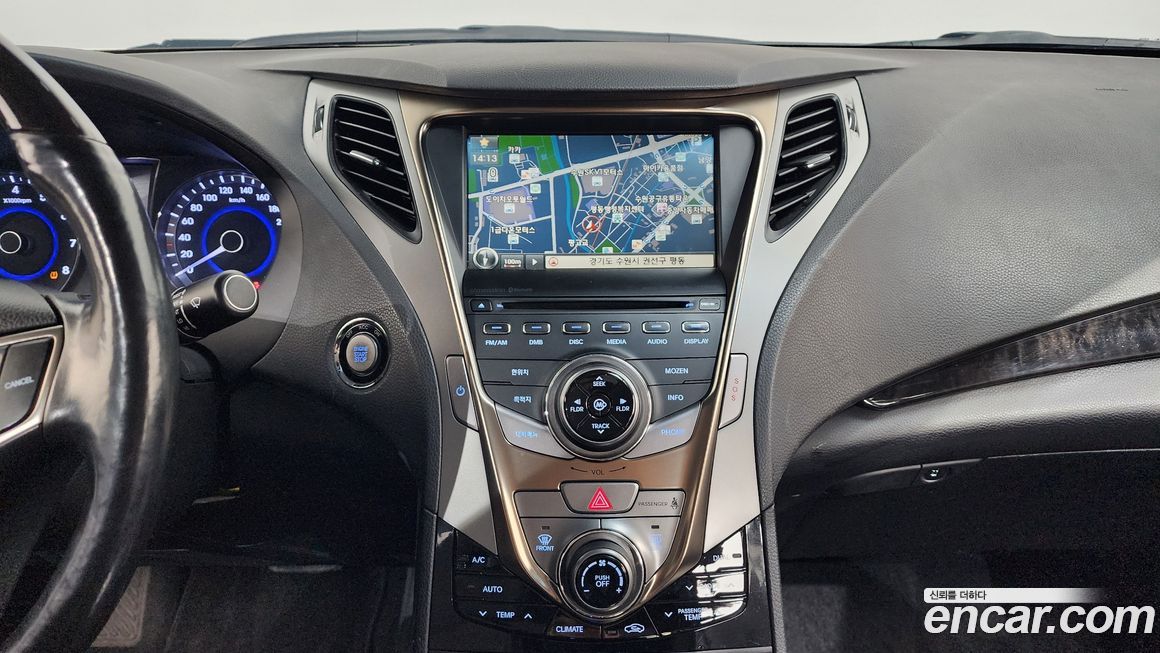 Hyundai Grandeur 2012