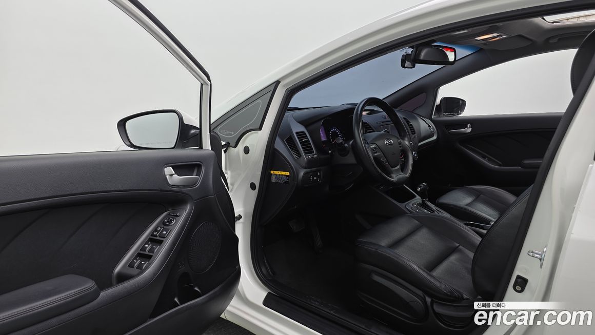 Kia K3 2013