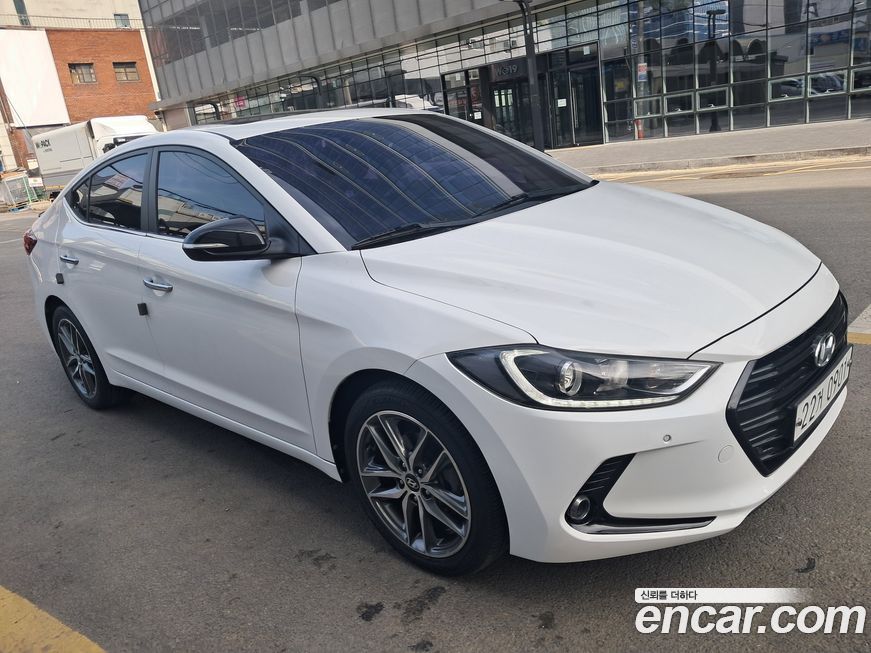 Hyundai AVANTE 2016