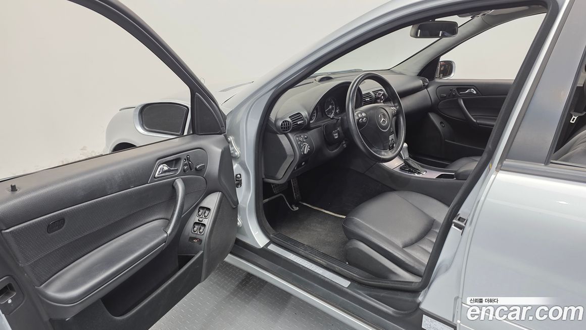 Mercedes-Benz C-Class 2007