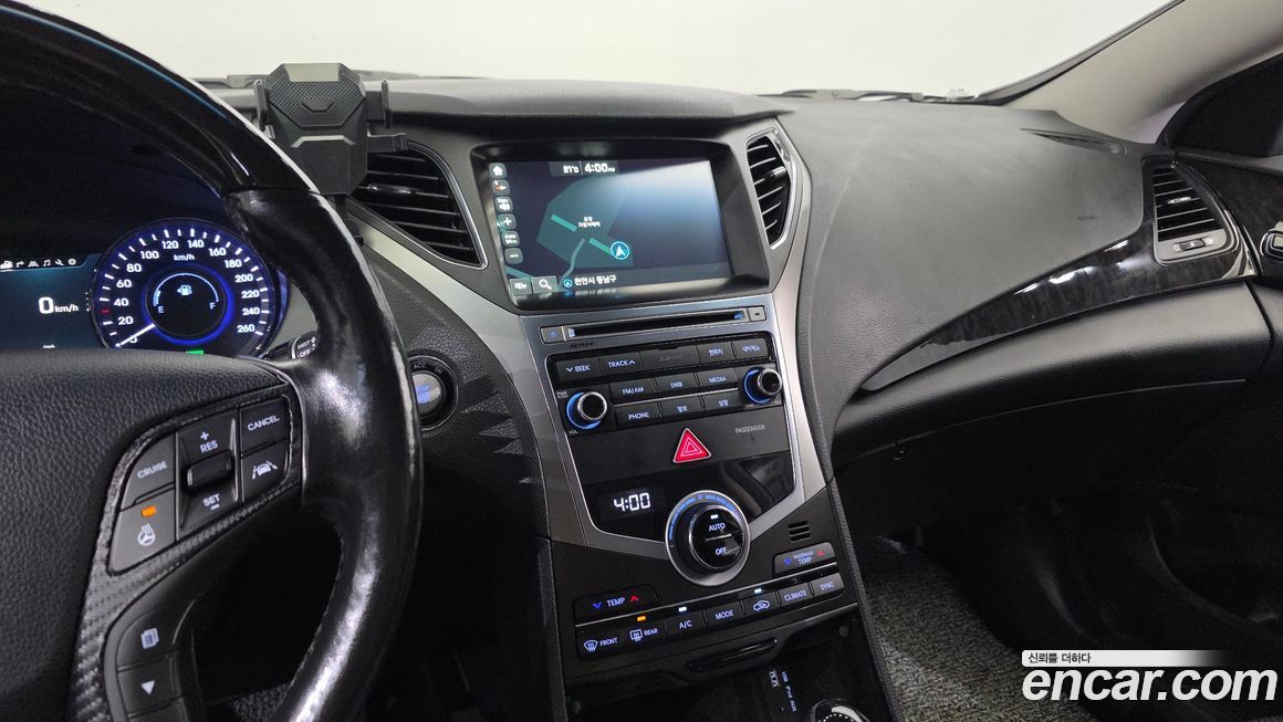 Hyundai Grandeur 2015