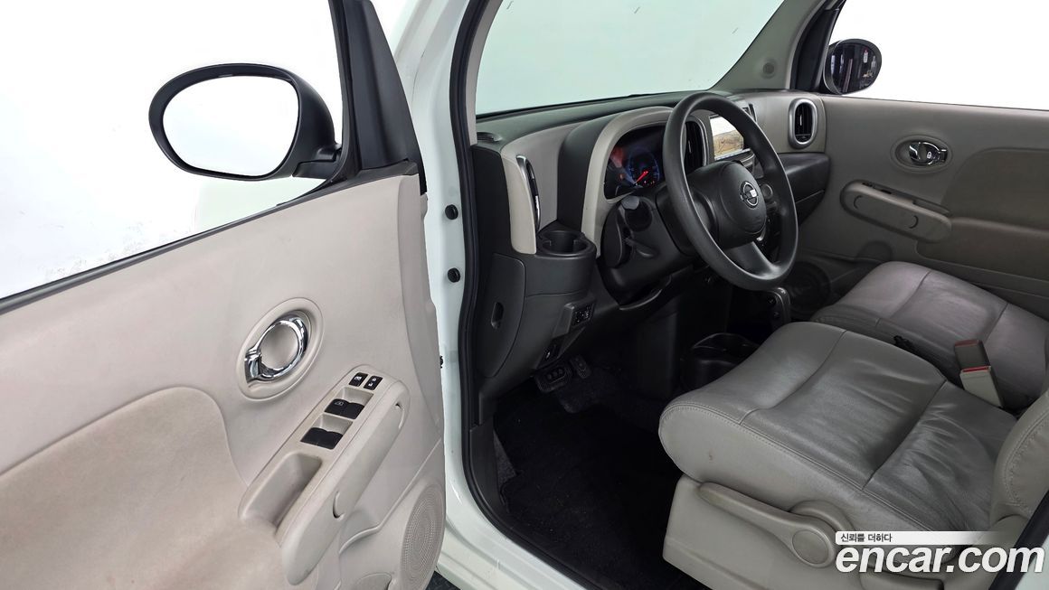 Nissan Cube 2011