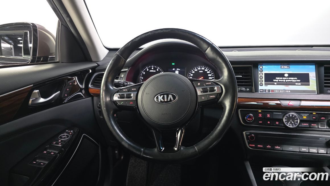 Kia K7 2016