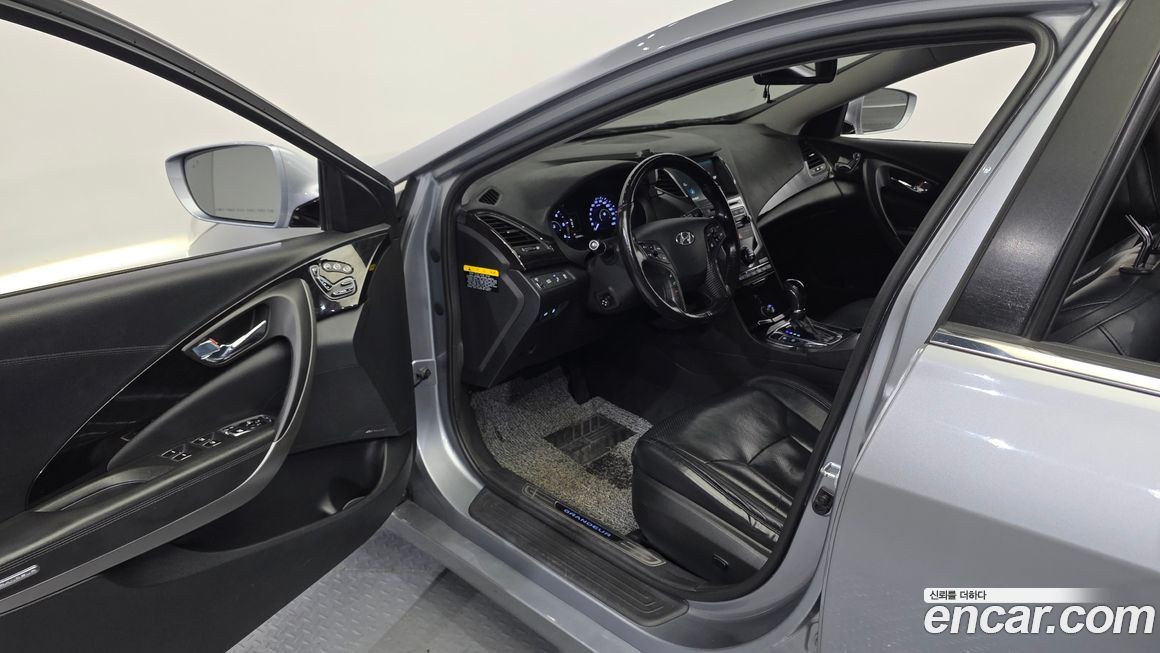 Hyundai Grandeur 2015