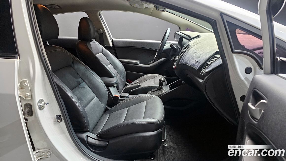 Kia K3 2015